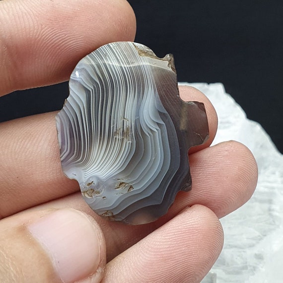 Wonderfully old antique himalayan indo tibetan rare banded agate amulet bead