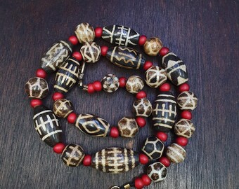 South Asian Burmese Old Pumtek Petrified Wood Stone Beads Long