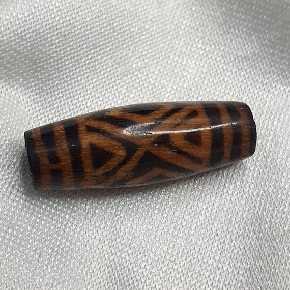 Antique pumtek pyu bead rare pattern tube bead silky patina pbd-1