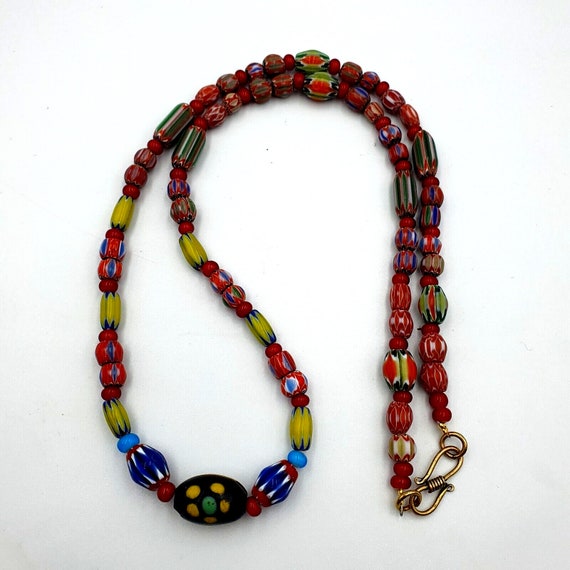 Vintage chevron and white heart venetian multilayers glass beads necklace n-94Gift
