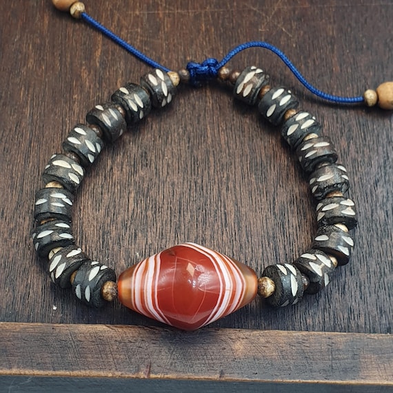 Old Himalayan Agate, Unique Eyes Pattern, Vintage Talisman Bracelet | Red Stone And Carved Bone Beads | One Size