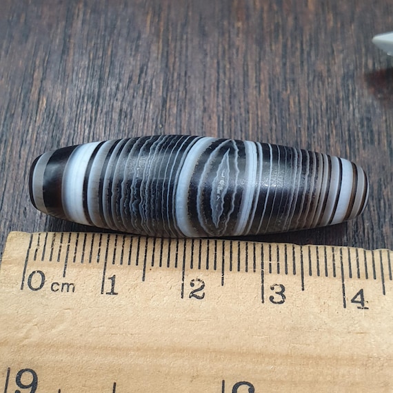 Himalayan Tibetan Agate Suleimani Bead 43mm Natural Eye Pattern Banded Agate Pendant Charm