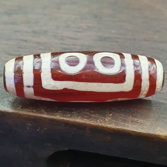 Antique himalayan indo tibetan central asian etched agate bead