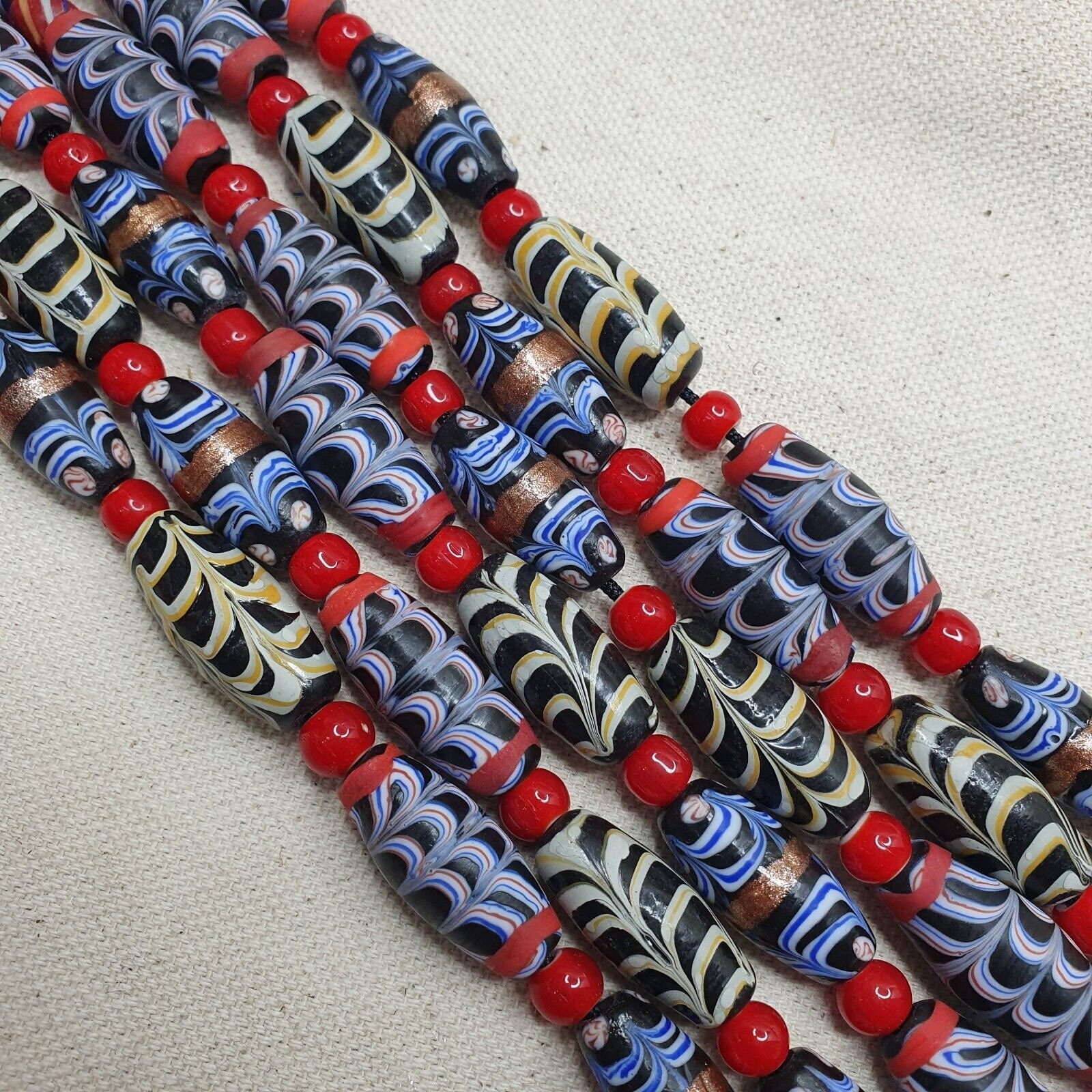 Collier Vintage Fantaisie Perles Et Plumes - 18x9,5mm, 24 Couleurs, Occasion