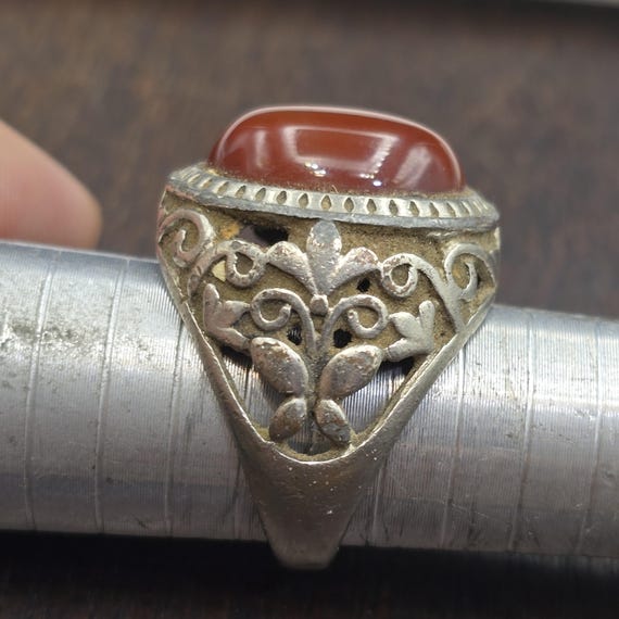 Vintage Red Carnelian Ring - Natural Yemeni Aqeeq Agate Gemstone - Men's Mixed Metal Filigree Band
