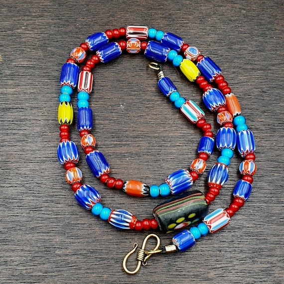 N9-11 vintage white heart venetian style blue chevron glass beads necklaceGift