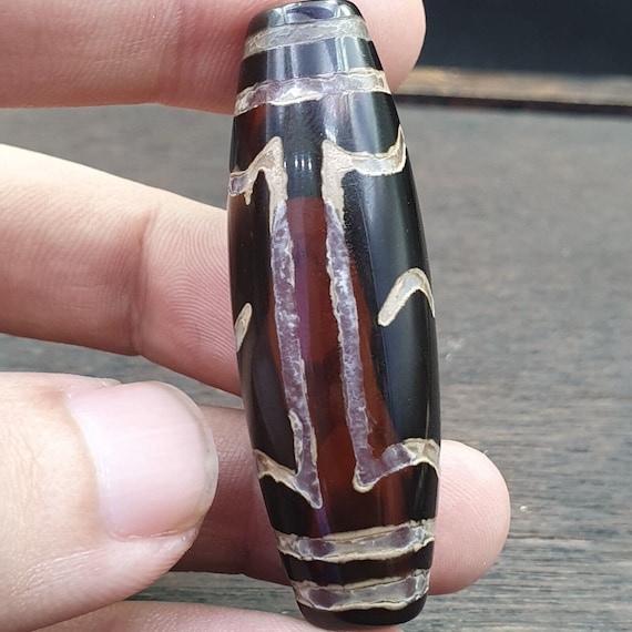 Huge vintage himalayan tibetan etched agate large bead decorated bead
