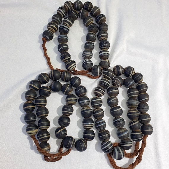 Vintage african white stripes black glass antique beads 17-18mmGift