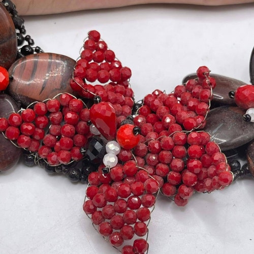 Amazing Vintage shops Beaded Handmade Chain Bib Choker Multi Color Collar Statement Necklace Ethnic Maxi Necklaces For Women