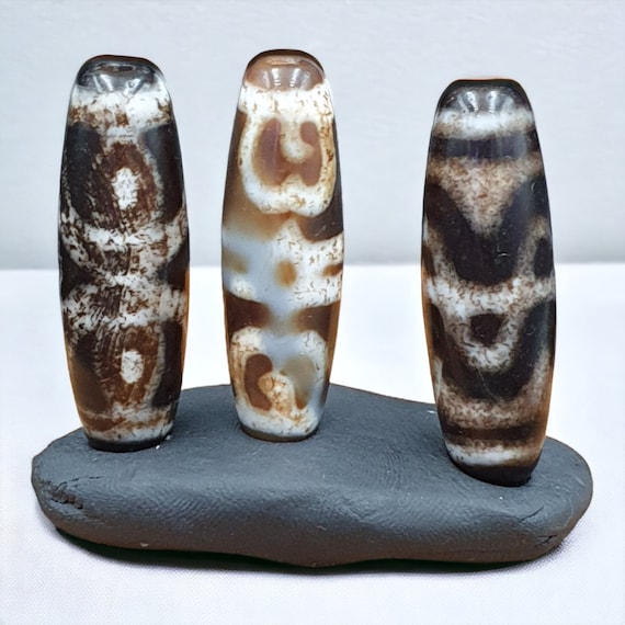 Lot 3 antique old tibetan beads old agate beautiful eyes amulet pendant dzi