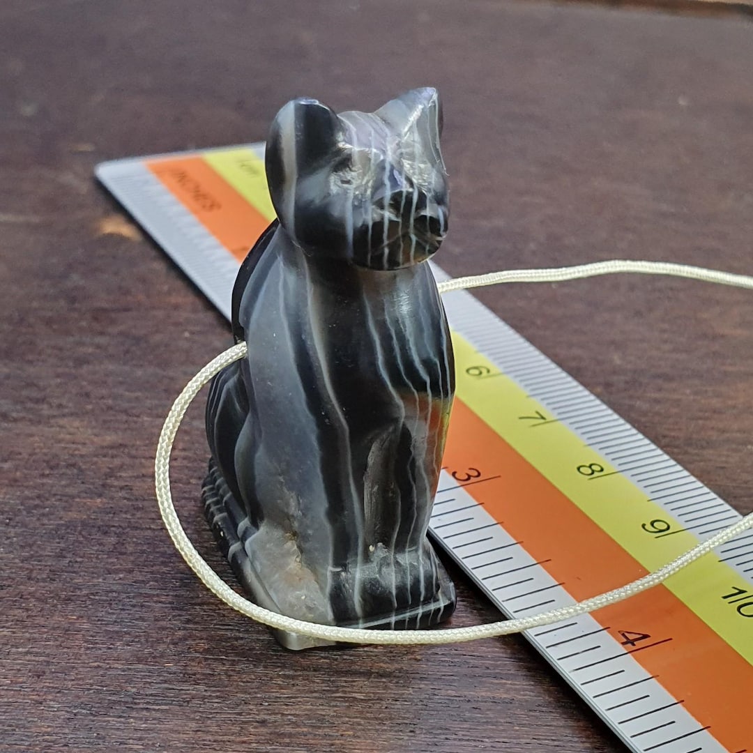 アンティーク瑪瑙の動物の置物、猫の置物、宝石の彫刻、ビーズのお守り