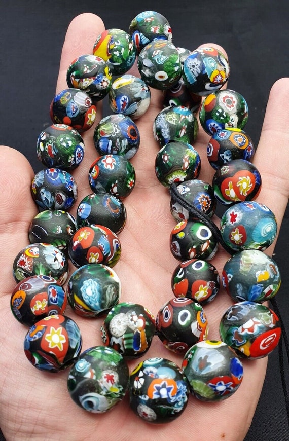 Vintage venerano trade glass beads mura beaded necklace strand Gift