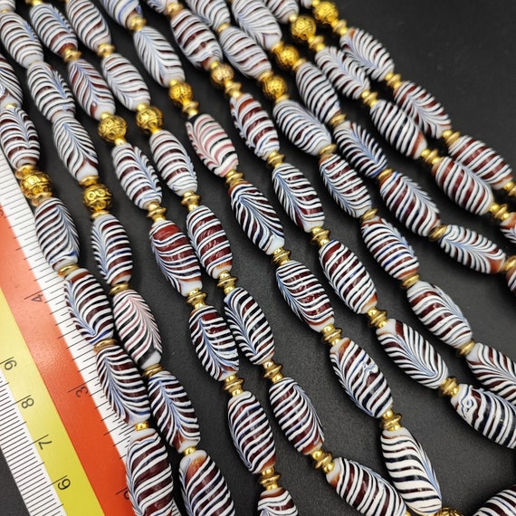 Vintage venerano art fancy  feather beads 18x9.5mm  glass beads 24" necklace f-2