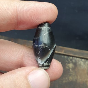 Antique ancient old himalayan indo tibetan etched agate beadGift