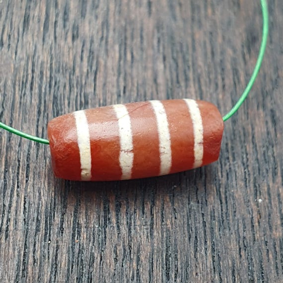 Ancient Himalayan Indus Civilisation central asian etched agate beads decorated bead