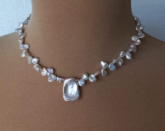 Collana Con Ciondolo Perla Barocca E Pietra Di Luna Bianca Naturale