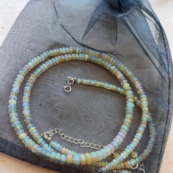 Collier et brassard d’opale flashy éthiopienne, rondelle lisse Welo Opal, perles d’opale éthiopiennes naturelles, bijoux opale, ensemble de bijoux, cadeau pour elle