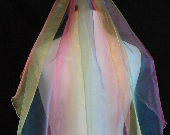 1 Single Tier Rainbow Veil LB Veils 180 UK