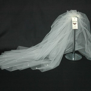 White Veil, Crystal, Flower, 2 Tier, Fingertip, Length Veil, Wedding, Bridal, Sparkle, Diamante, Elbow, Floor, Cathedral, LB Veils 36.s UK