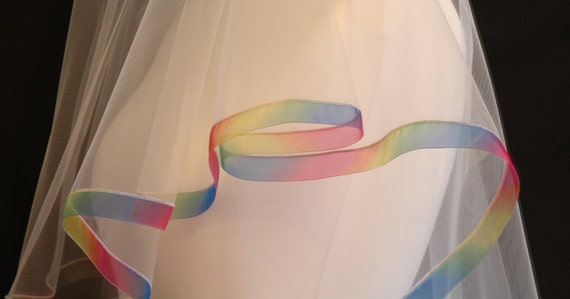 2 Tier Rainbow Edge LB Veils LBV178 UK