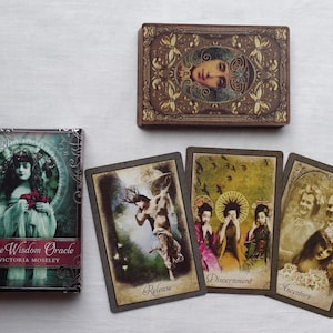 Vintage Wisdom Oracle 5-Card Intuitive Reading