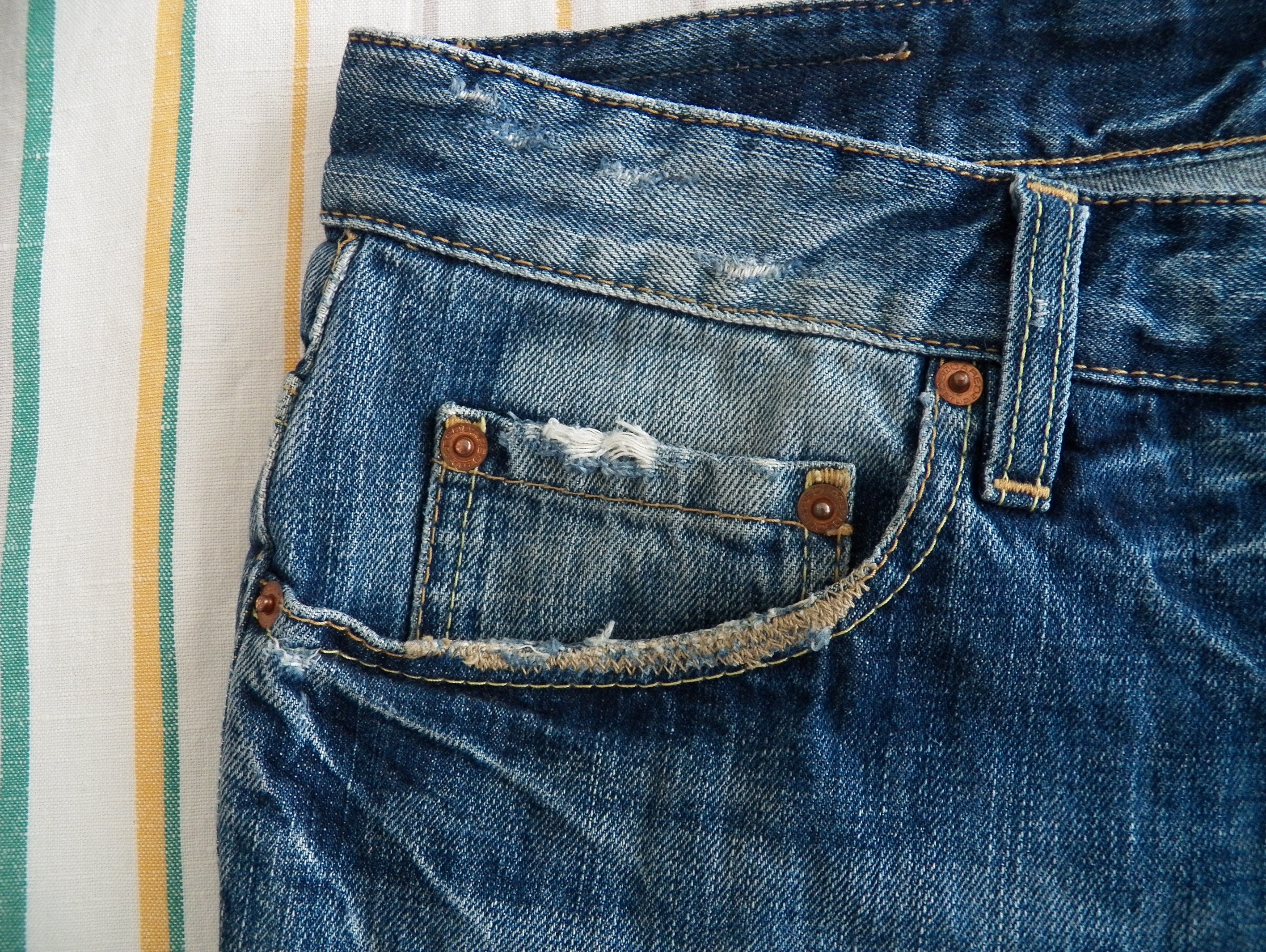 Vintage Dsquared2 MENS JEANS Size 50 W34 L30 Blue Denim