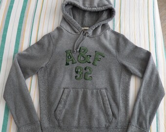 Abercrombie & Fitch HOMME Pull à capuche en coton mélangé gris Taille M Pull gris coupe ajustée des années 2000 A2K