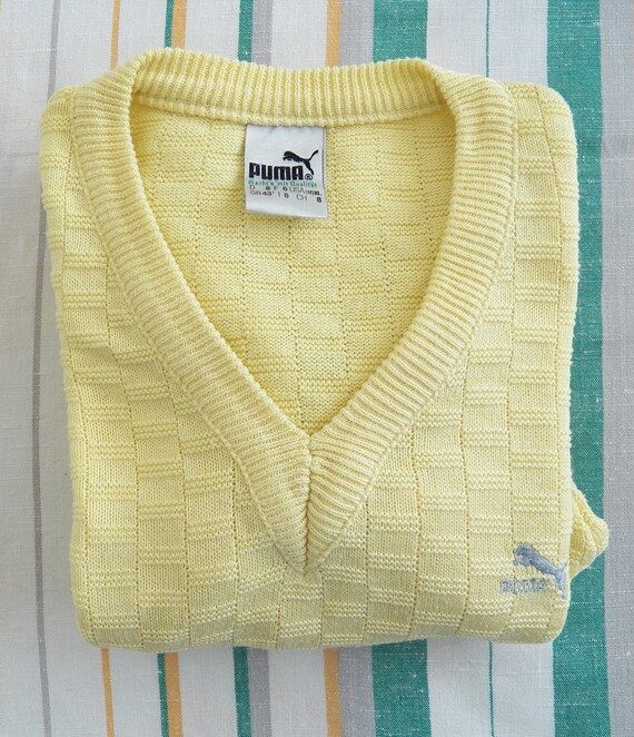 yellow v neck jumper mens