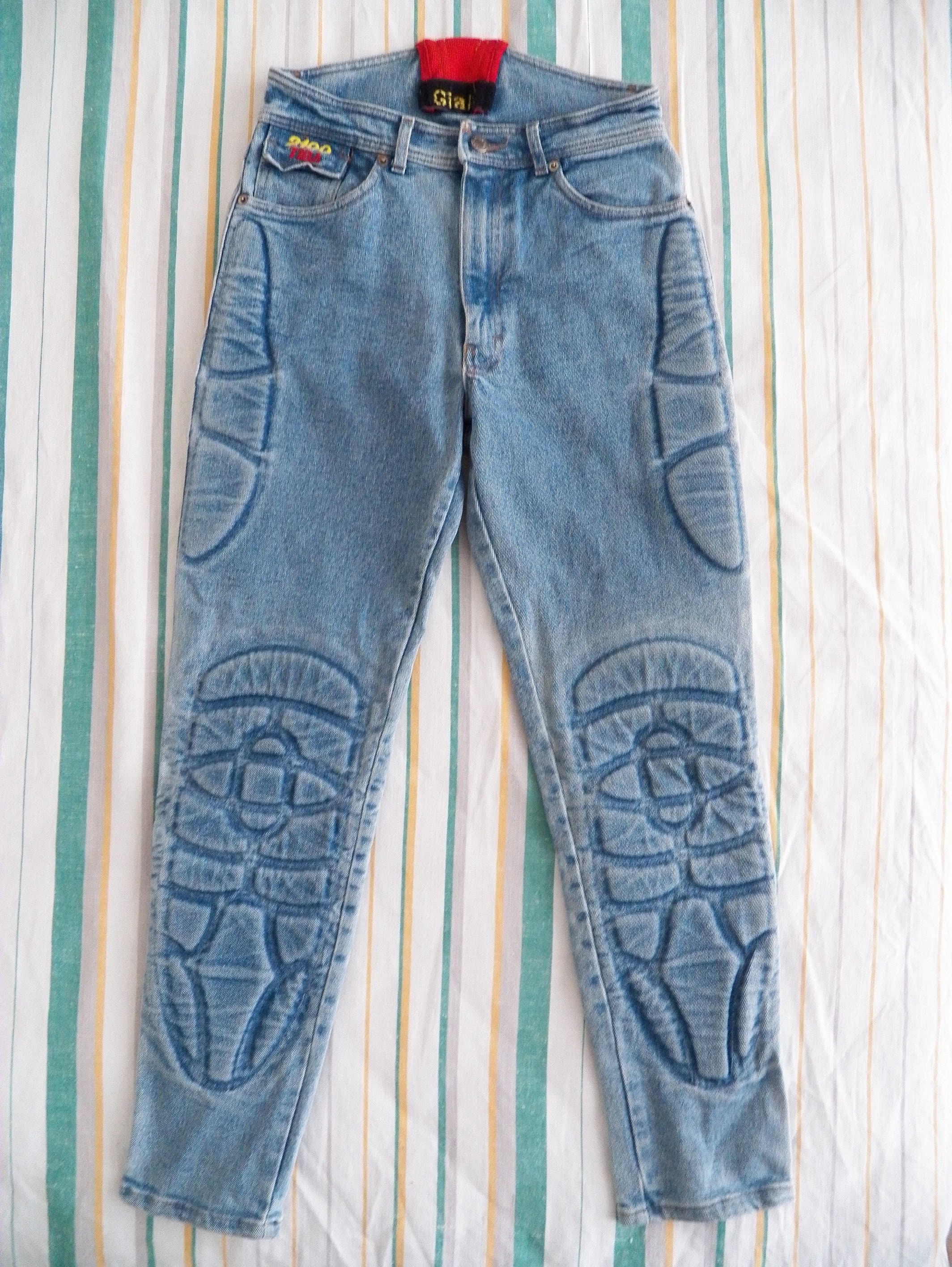 Giali jeans store