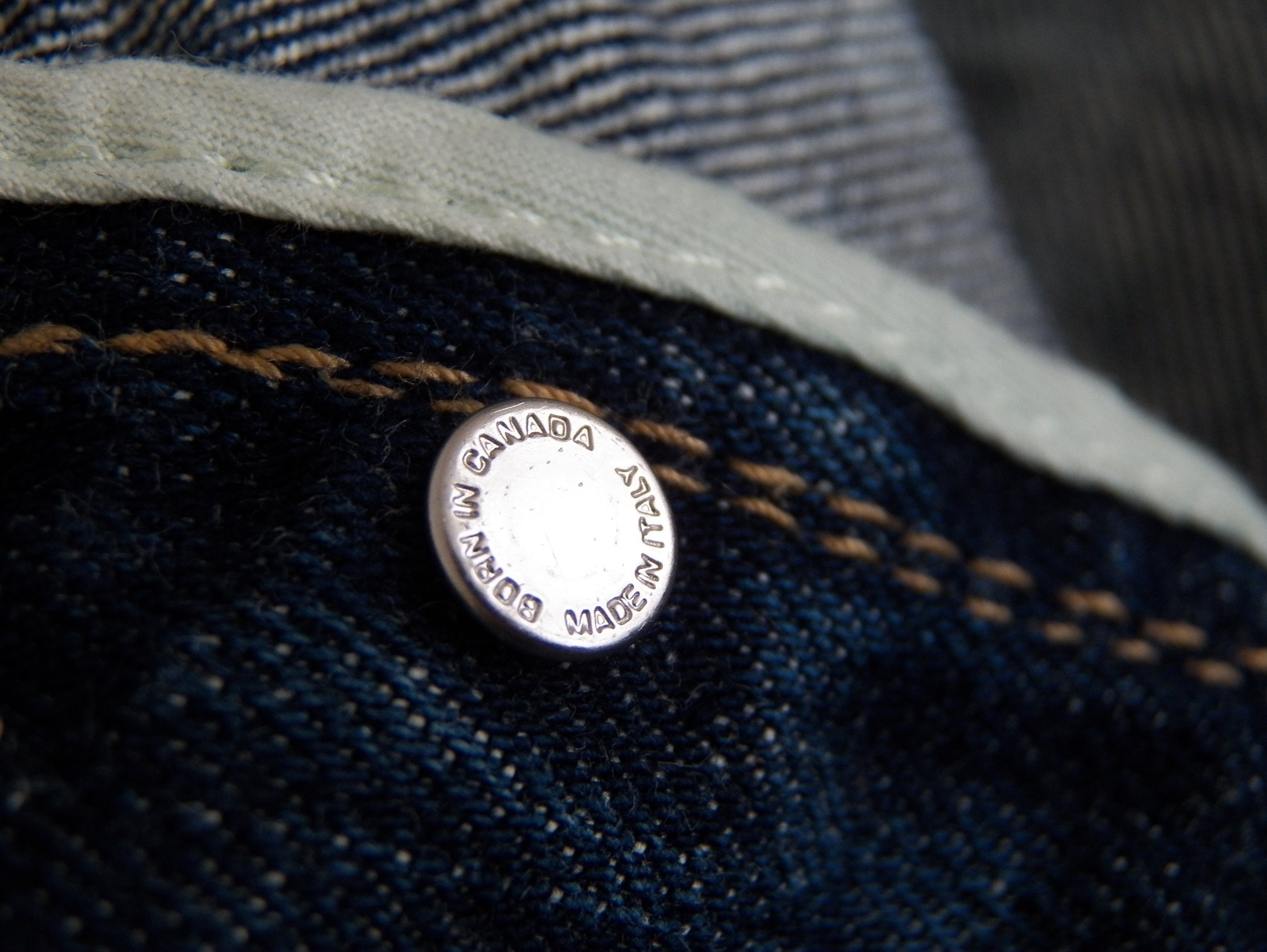 Vintage Dsquared2 MENS JEANS Size 50 W34 L30 Blue Denim Vintage Dsquared2 MENS JEANS Size 50 W34 L30 Blue Denim