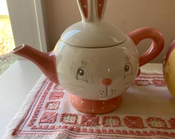 Johanna Parker Easter Bunny Teapot