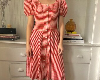 Ribbed Rare Vintage Deadstock Dress Material 7.55 Feet 2.3 Metres Dress Fabric Soft Drape Genuine 1940s Mauve and White Pattern