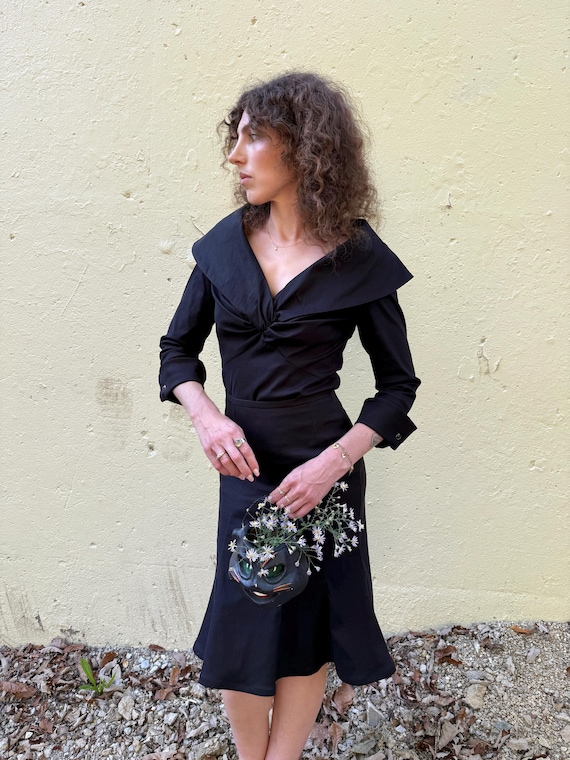 Joseph, 1990s Joseph Ribkoff Black Flared Skirt Suit