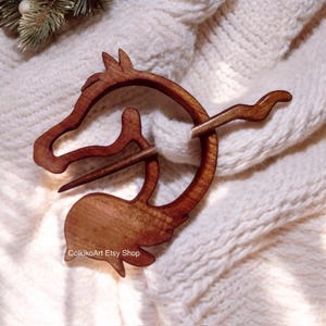 Broche en bois pour châle, broche en bois, épingle à foulard en bois, cadeau pour femme, cadeau pour bébé fille, accessoire écologique, bijoux, animal
