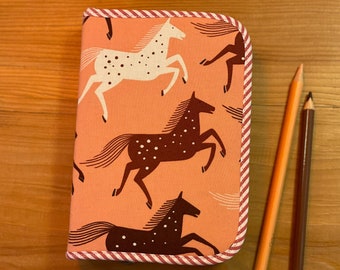 WILD HORSES pencil case with thick colored pencils