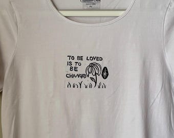 T-Shirt - To Be Loved Linocut Print Quote - Black/White - Size Small