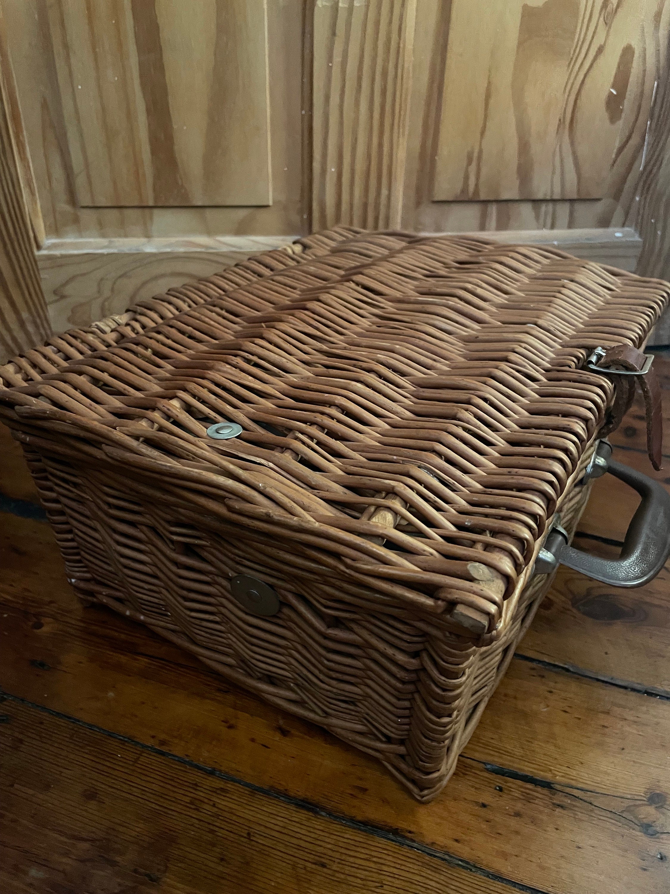 Vintage Petite Brexton Picnic Hamper - Etsy