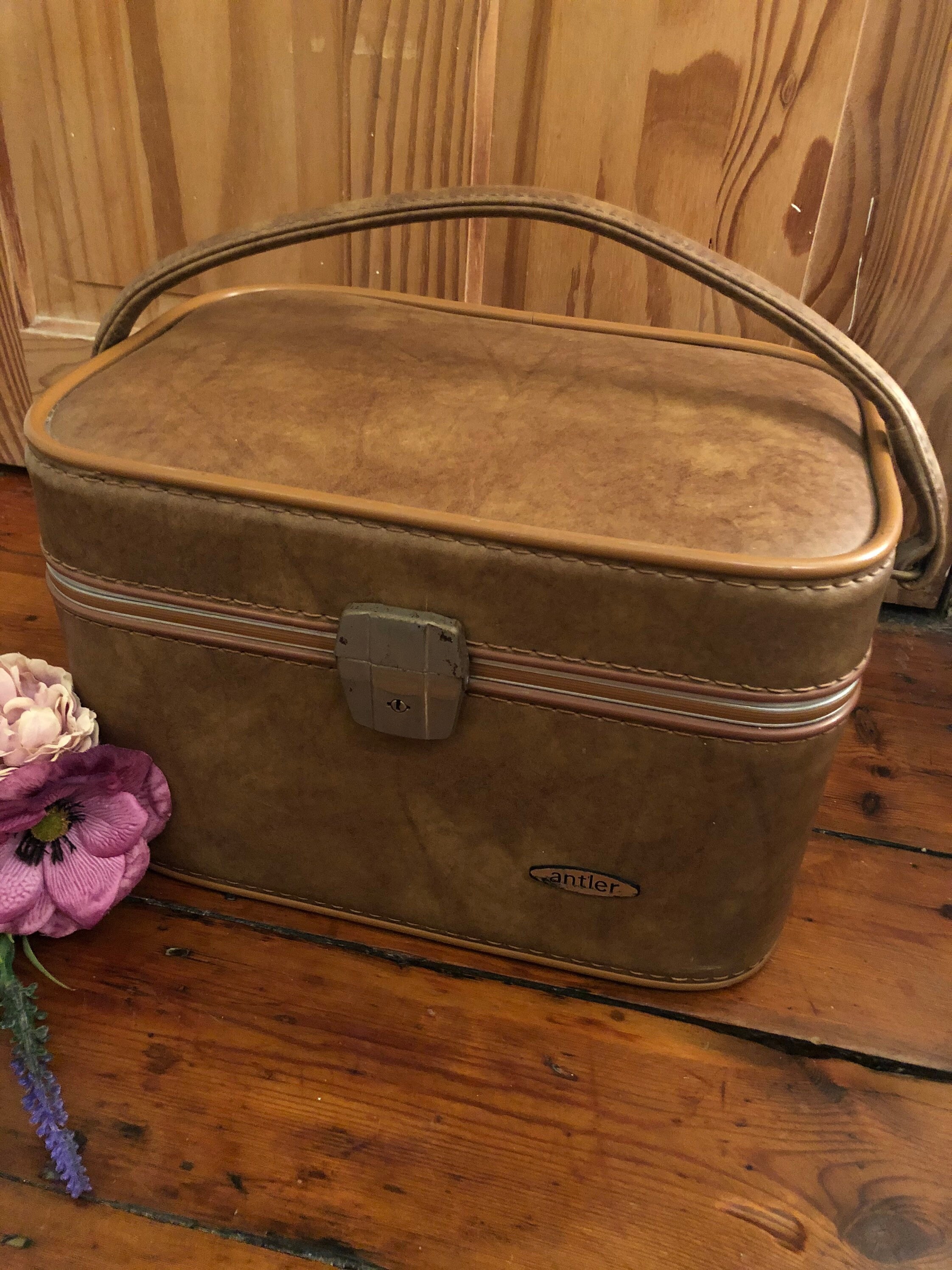 Vintage antler vanity case Clearance