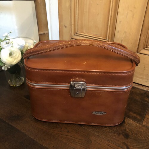 Vintage antler vanity case Clearance