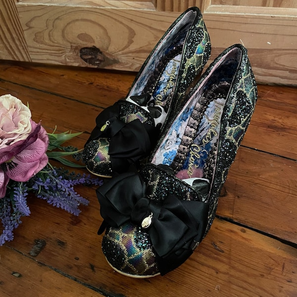 Immaculate Vintage Inspired Shoes by Irregular Choice Size 40