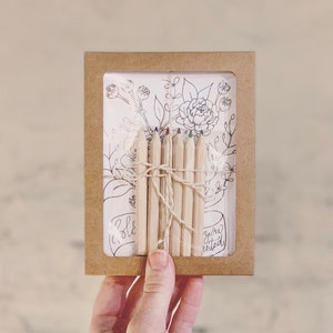 Malbuch - Malbuch für Erwachsene - Blumen, DIY Aquarellpapier, Farbstift, Aquarell, Marker und Stift - Illustriertes Briefpapier-Set
