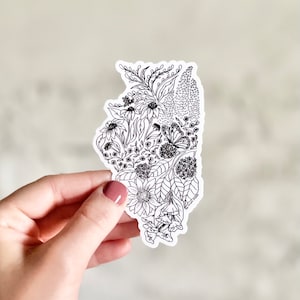 Op de afbeelding: Zwart-witte lijnkunst sticker van een boeket bloemen. De sticker bevat verschillende bloemen, bladeren en een vlinder.