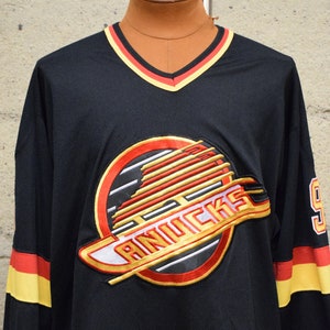 Pavel Bure #96 Vancouver Canucks 95-97 Alternate Jersey