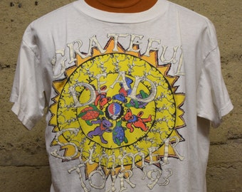Vintage 1993 Grateful Dead T-shirt Big Logo white colour hippie T-shirt M size