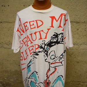 Vintage RARE 101 Dalmatians Cruella &quot;I Need My Beauty Sleep&quot; The Disney Store Single Stitch Sleep T-Shirt 80&#39;s 90&#39;s OSFA