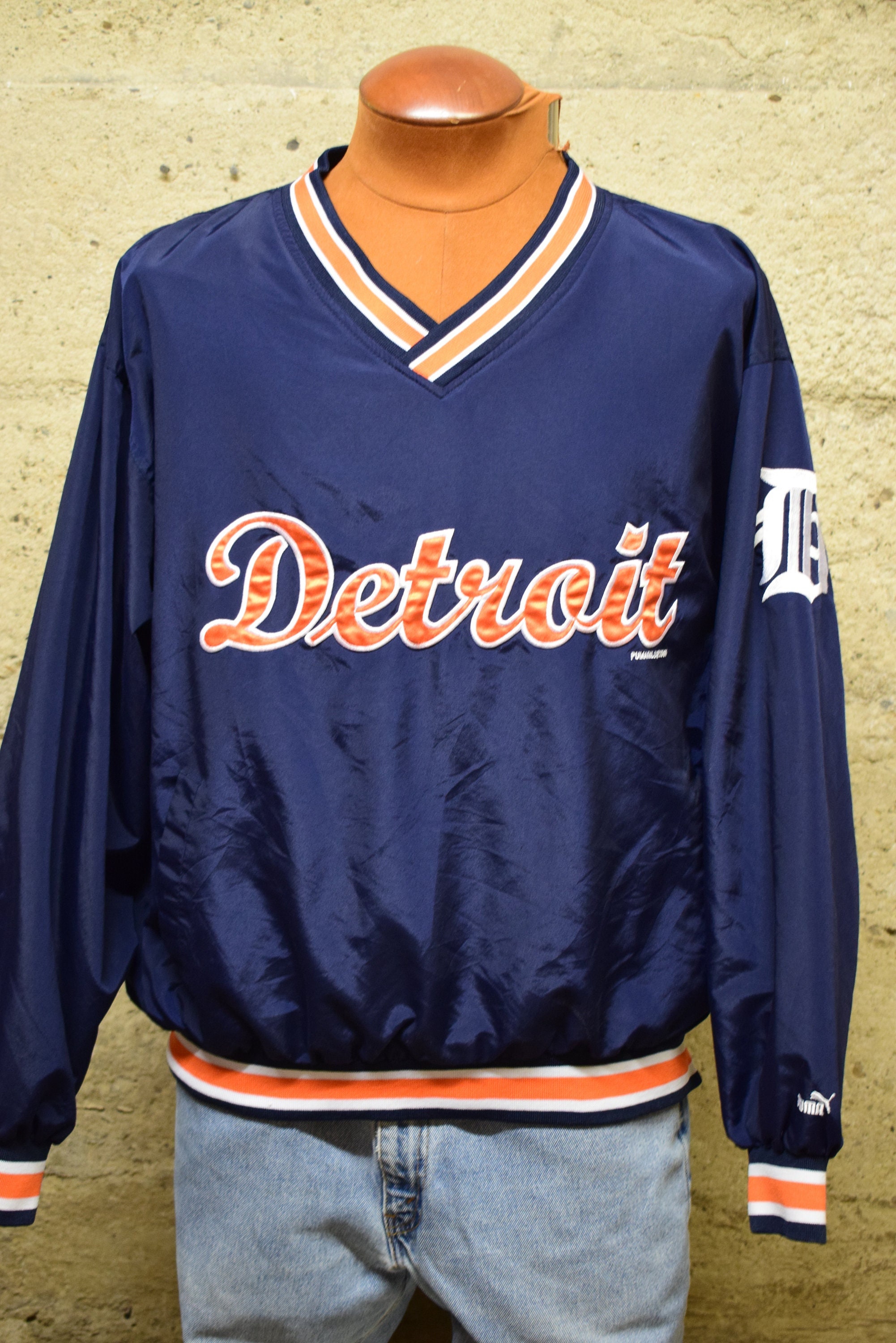 hovClassics Vintage Puma Detroit Tigers Baseball Blue Orange MLB V-Neck Pullover 2001 Large