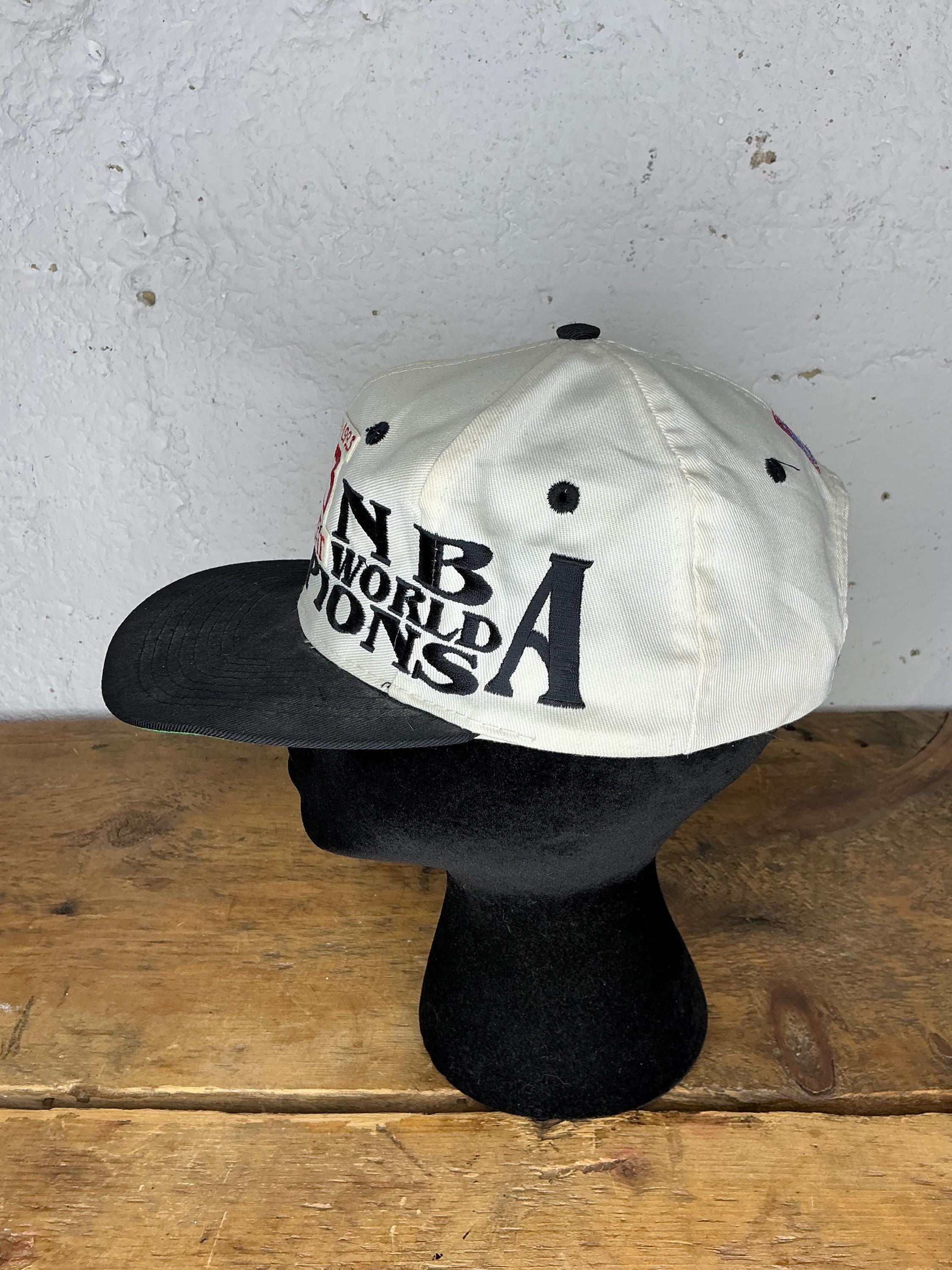 Vintage Chicago Bulls 3-peat World Champions 91-93 NBA Snapback