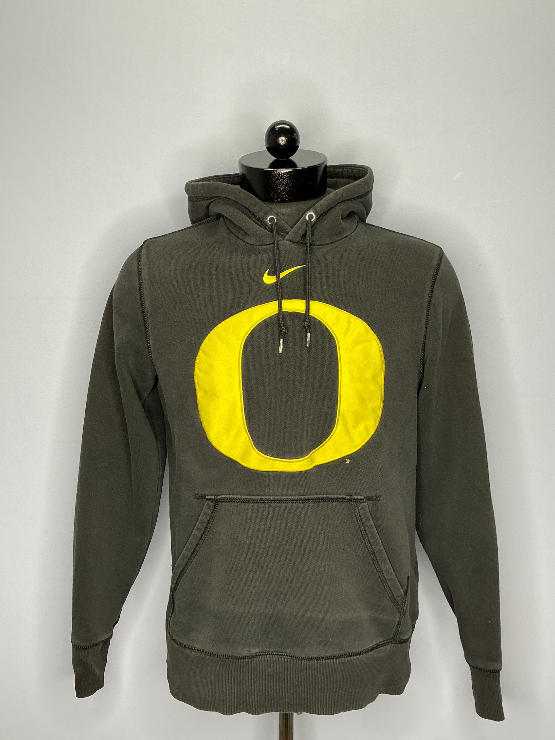 Vintage Nike Center Swoosh Oregon Ducks Embroidered Pullover 