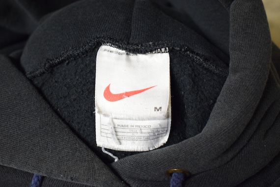 nike center swoosh travis scott