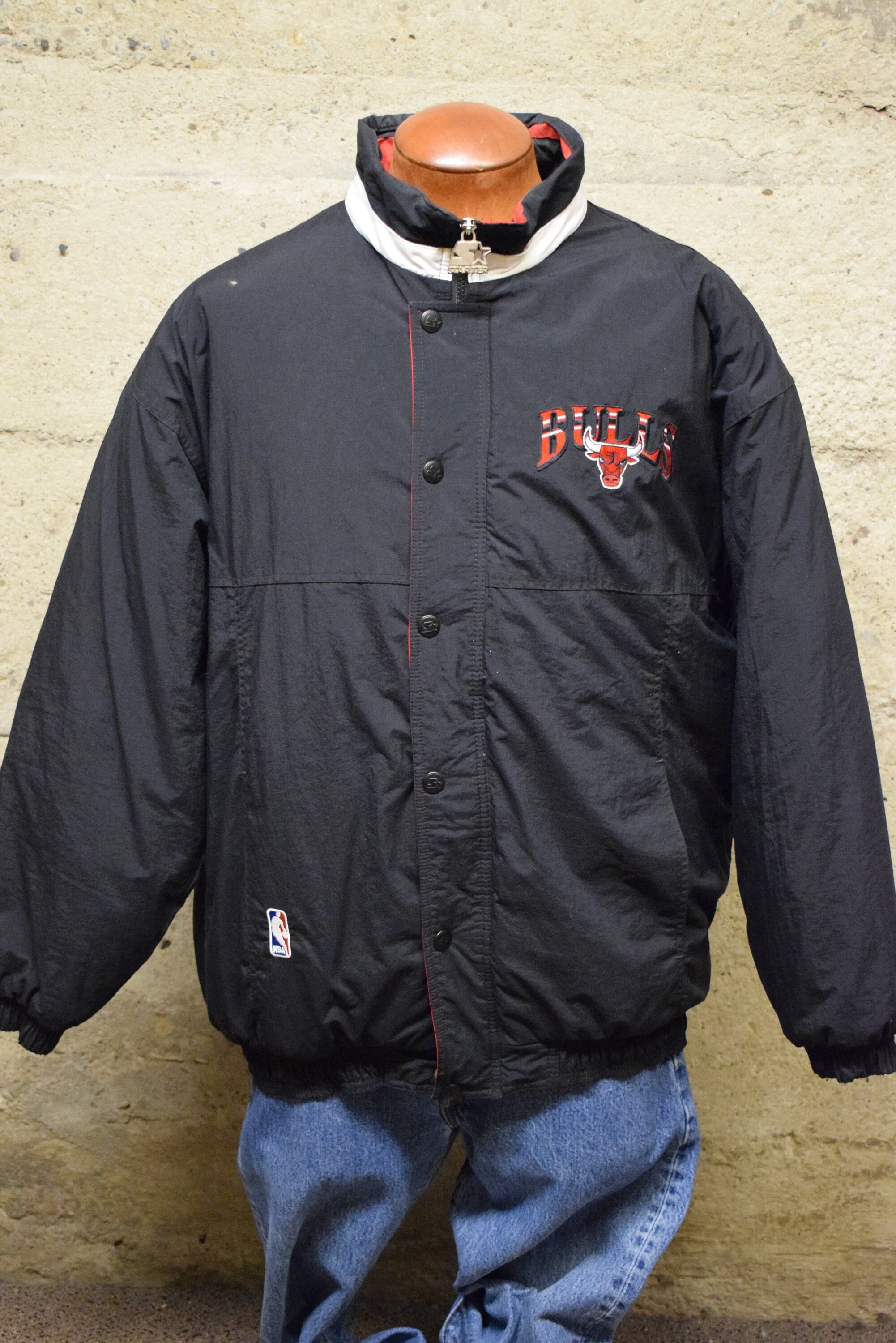 Vintage Chicago Bulls Starter Nylon Full Zip NBA Puffer Jacket